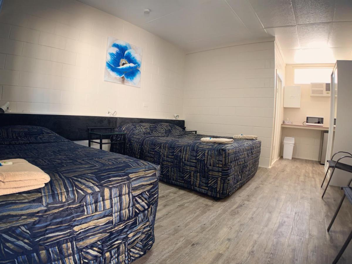 Tropical City Motor Inn Ayr Eksteriør bilde