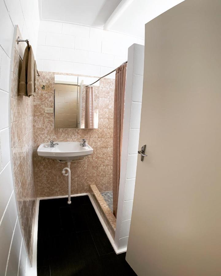 Tropical City Motor Inn Ayr Eksteriør bilde